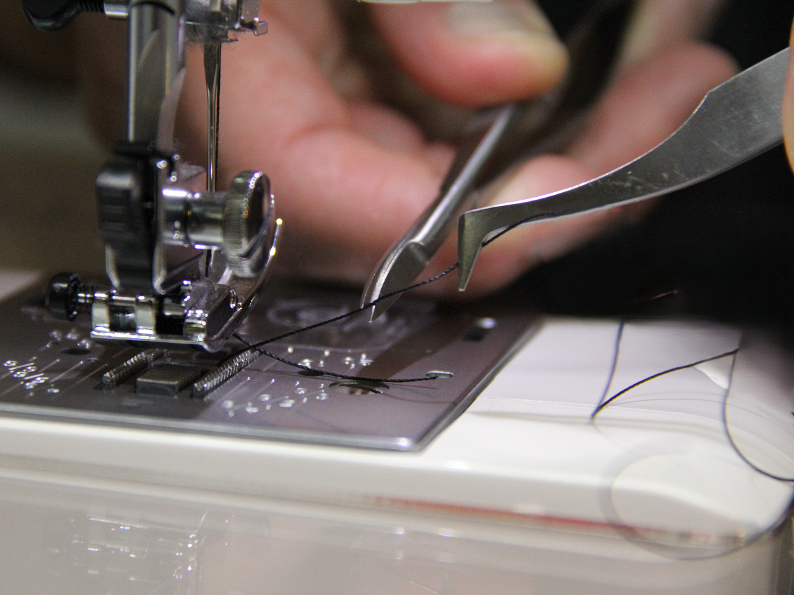 507 - Angled Precision Tweezers