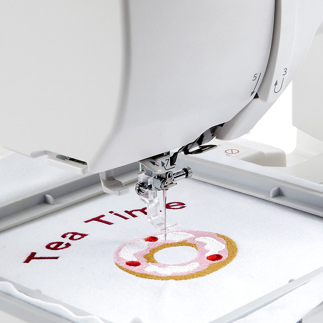 Janome Memory Craft 1000 Sewing & Embroidery Machine w/ FREE Bonus Bundle